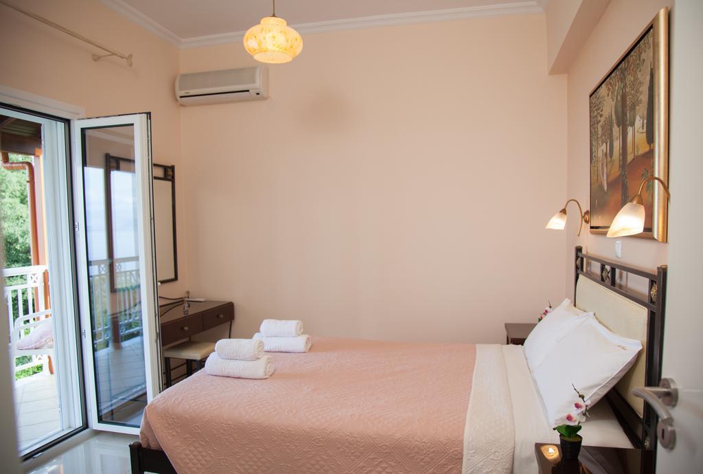 Brentanos Apartments - A - View of Paradise Gastouri (Corfu) Exterior foto