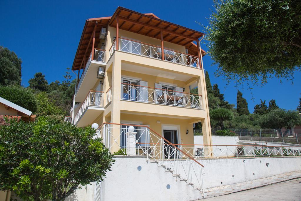 Brentanos Apartments - A - View of Paradise Gastouri (Corfu) Exterior foto