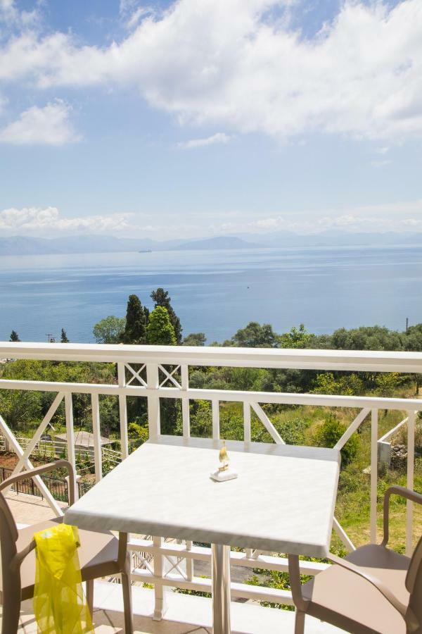 Brentanos Apartments - A - View of Paradise Gastouri (Corfu) Exterior foto